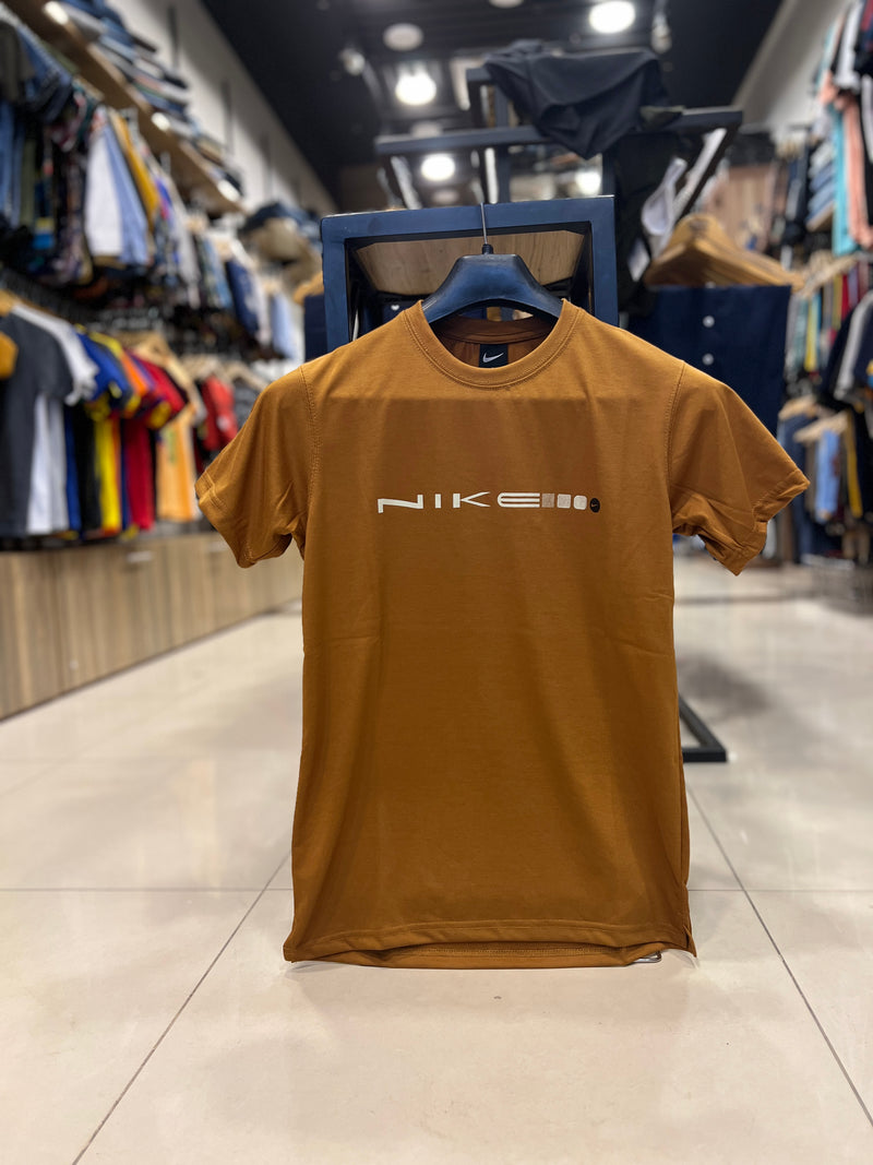  Men's Nike Brown T shirts