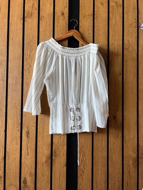  View details for LOFT offwhite Blouse Frilly Ribbed Long Sleeve tops LOFT offwhite Blouse Frilly Ribbed Long Sleeve tops